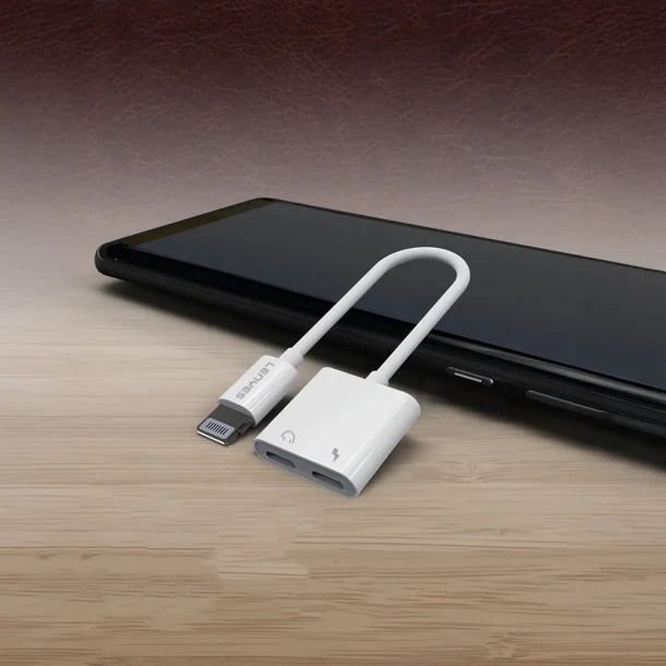 Lenyes Adapter 2-in-1 Dual Lightning AX92
