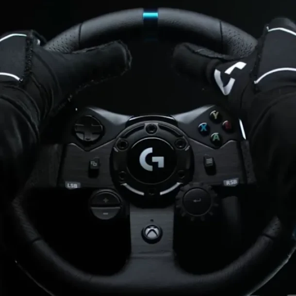 Logitech Racing Wheel G923 XBOX with shifter