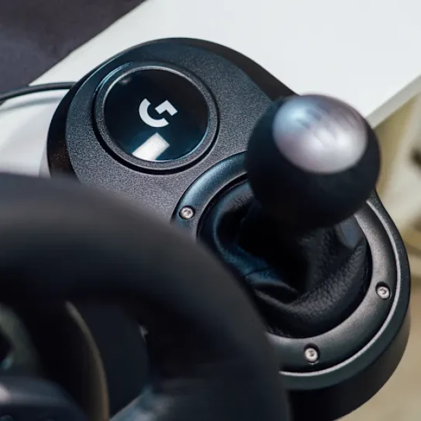 Logitech Racing Wheel G923 XBOX with shifter